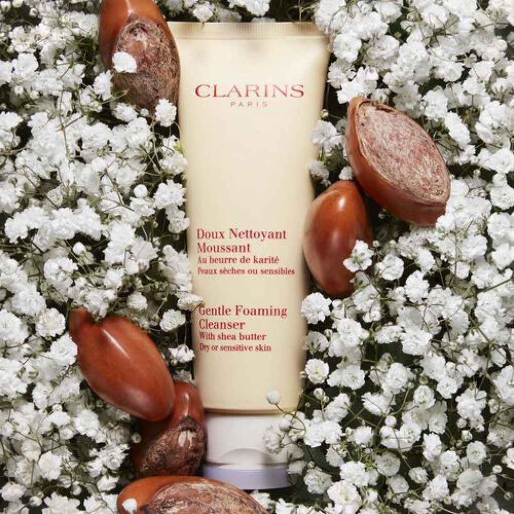 Clarins Gentle Foaming Cleanser with Shea Butter - Dry or Sensitive Skin 125 ml